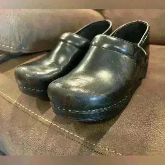 Dansko Black Clogs Size 40 US 9.5-10 - Picture 9 of 10